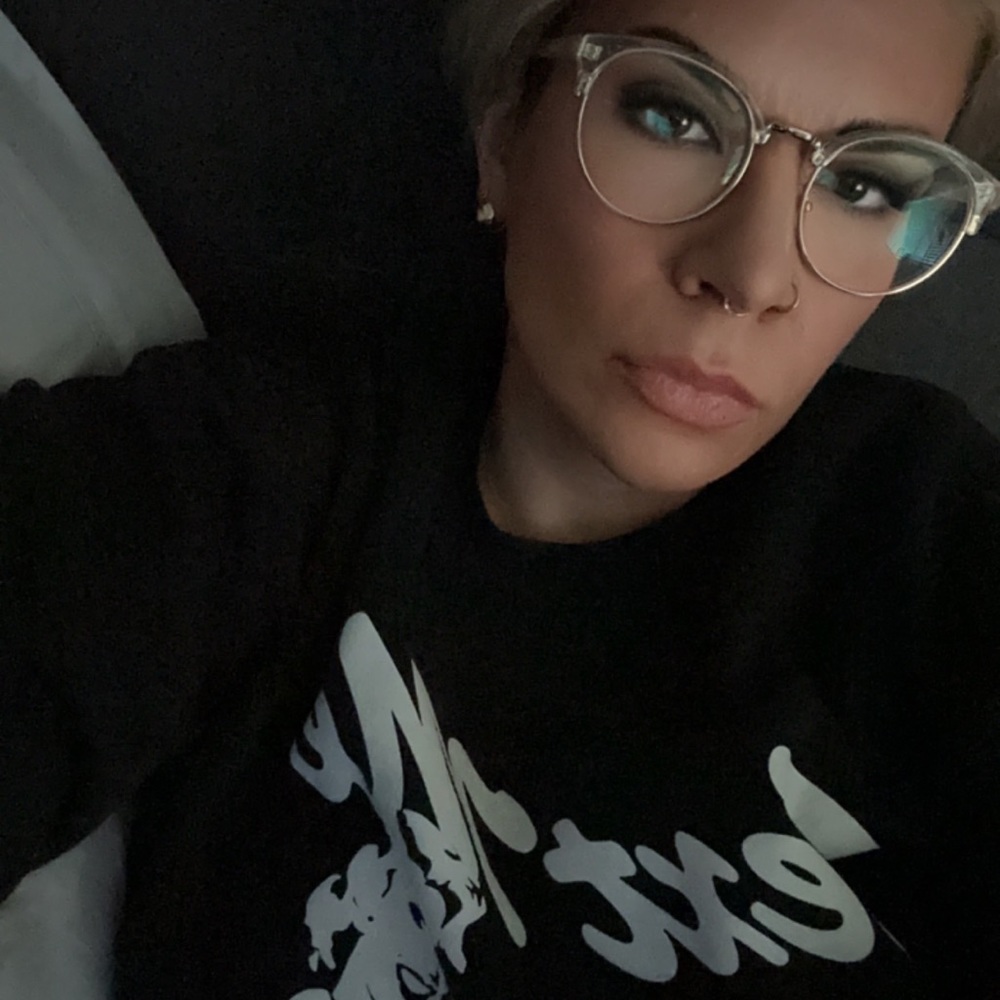 Meet your Posher, Amber